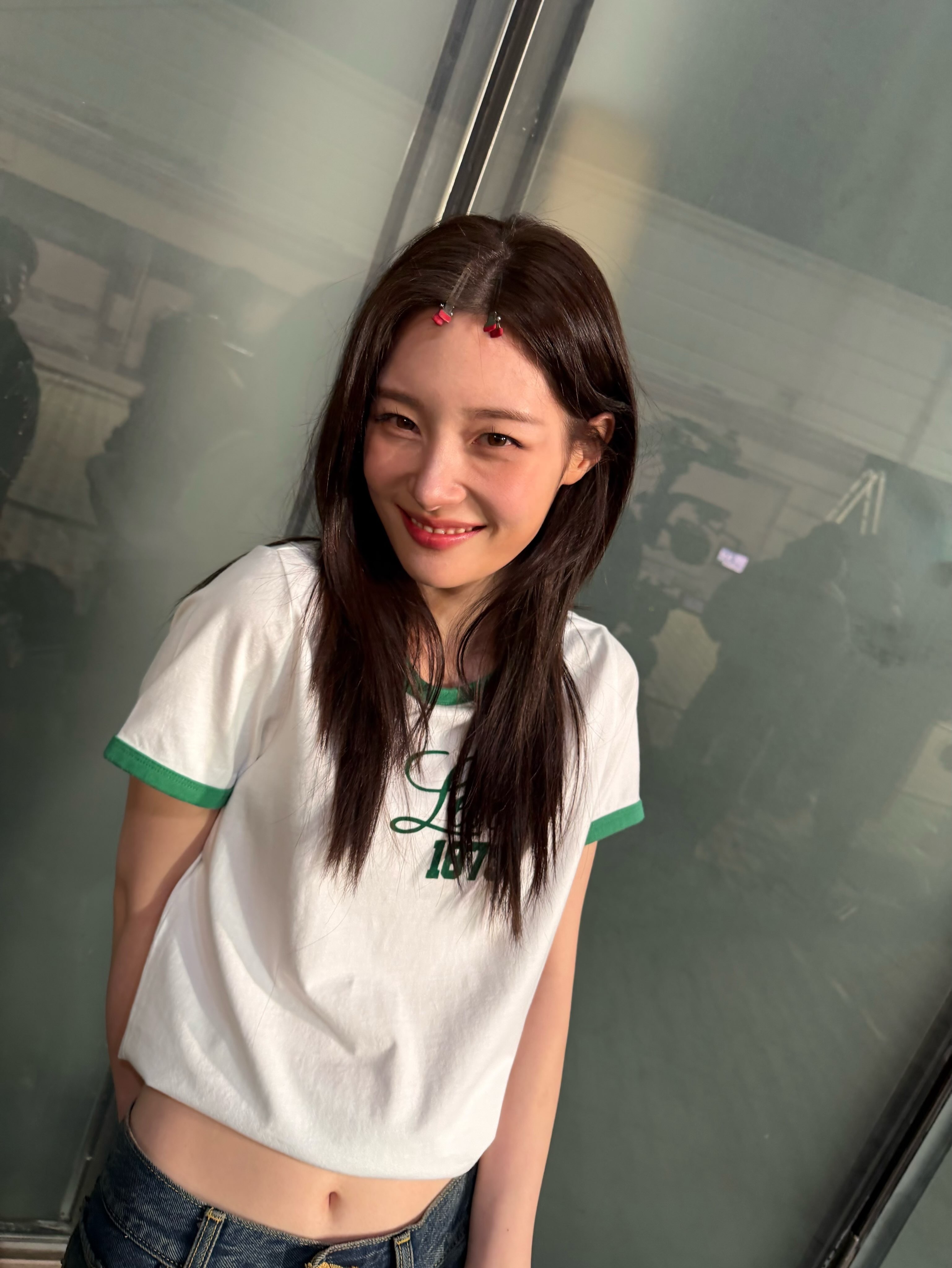 郑采妍ins更新 