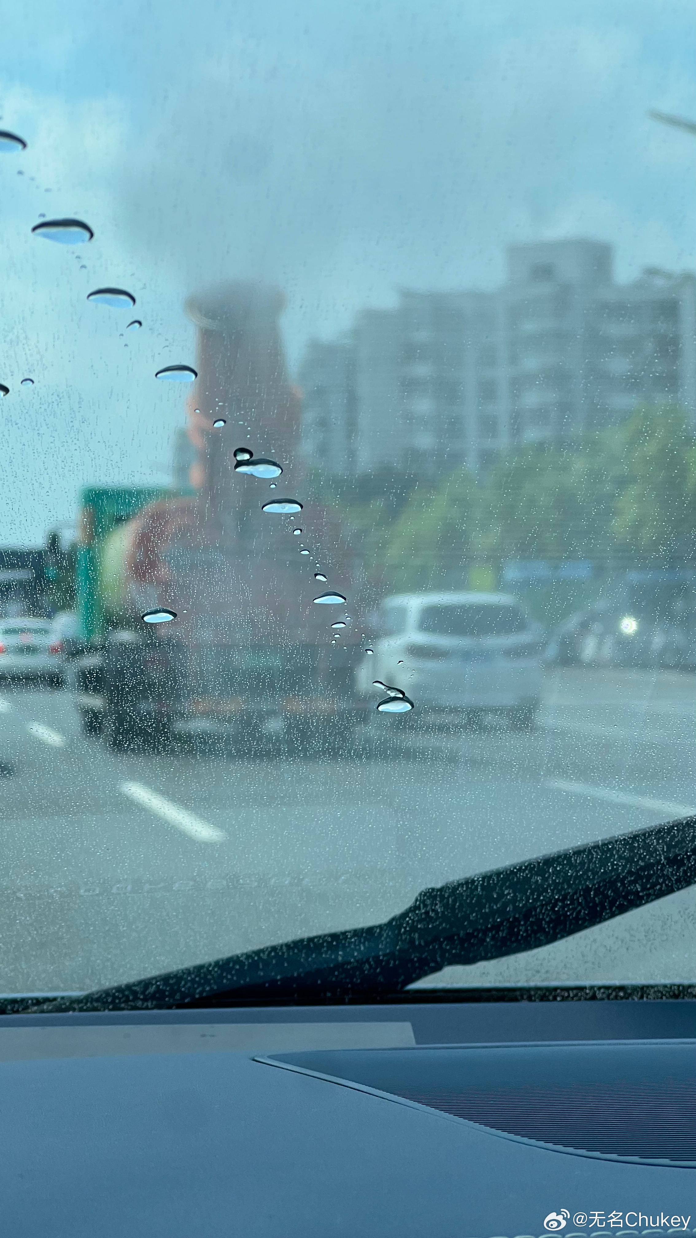 大家好，我刚洗完车[融化][融化][融化]  ​​​