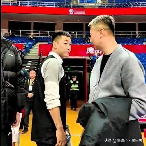 高诗岩表现让老叔郭士强失望！
青岛93-87山东，国手高诗岩正负值-15，全场倒