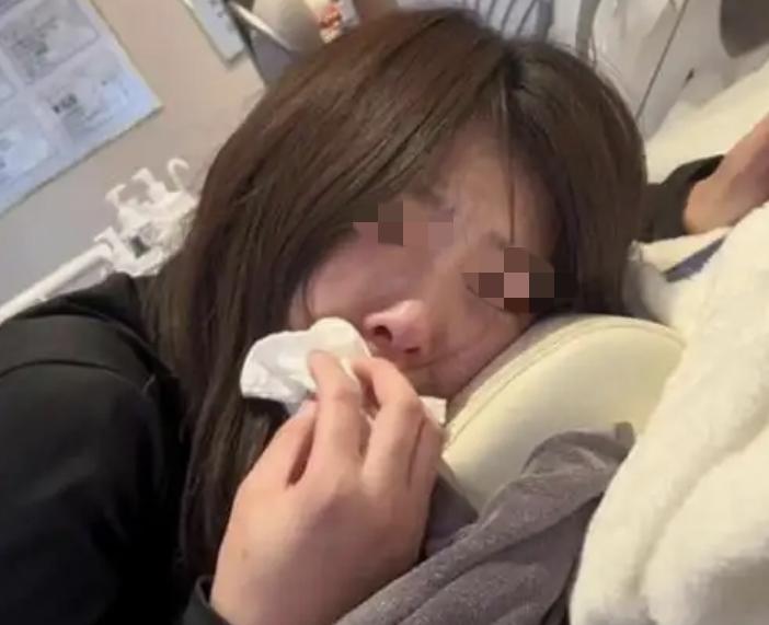 江苏姑娘翻出8年转账记录，20多万藏着最沉默的父爱
 
看哭了！江苏一个姑娘，周