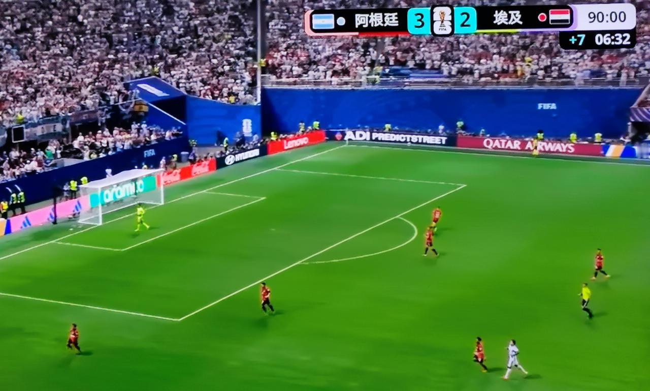 世界杯八强战阿根廷梅西进球，3：2补时绝杀逆转埃及！