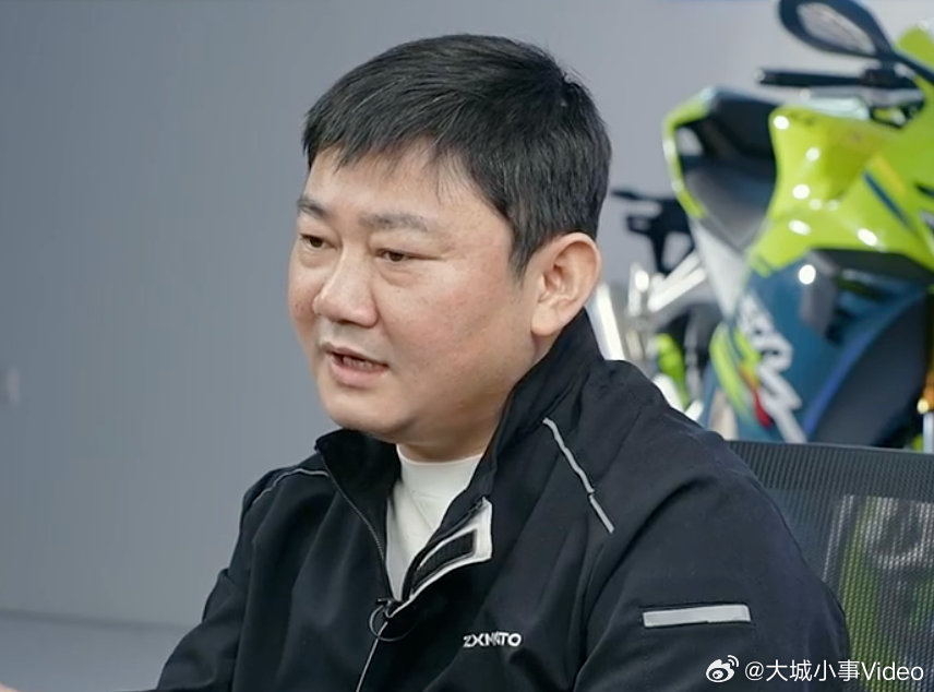 【张雪谈躺平张雪回应去年亏超2千万】4月2日，中国企业家杂志对话张雪机车创始人张