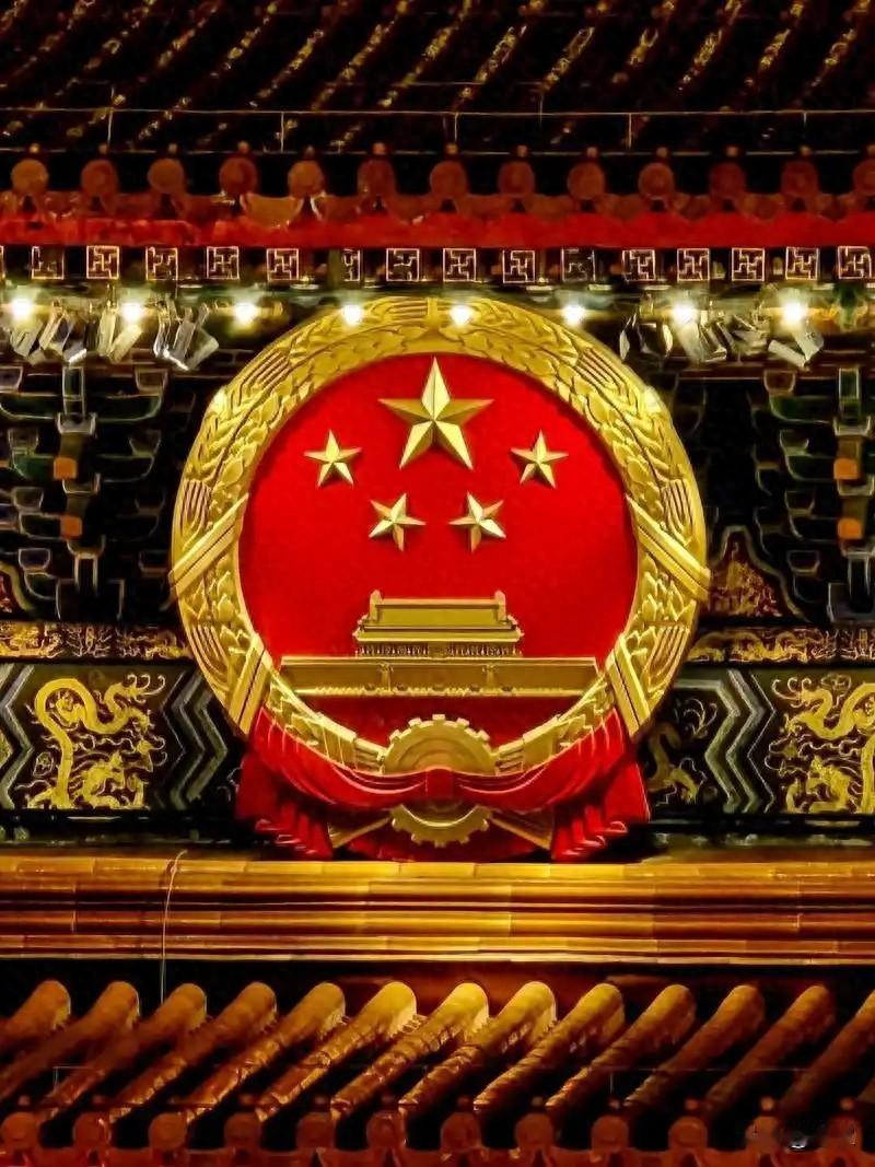 表决通过：中央决定在10月25日光复台湾日为纪念日。
设立台湾光复纪念日，在国家