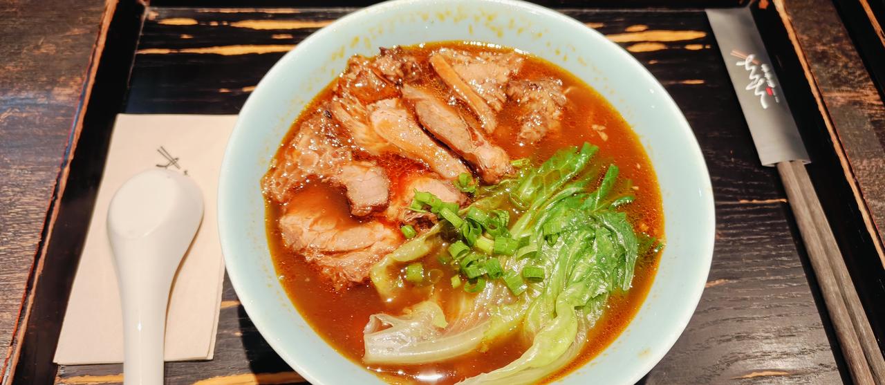 一流！！！！牛肉极酥香！面极有韧劲！！好优秀的大同面。 ​​​
