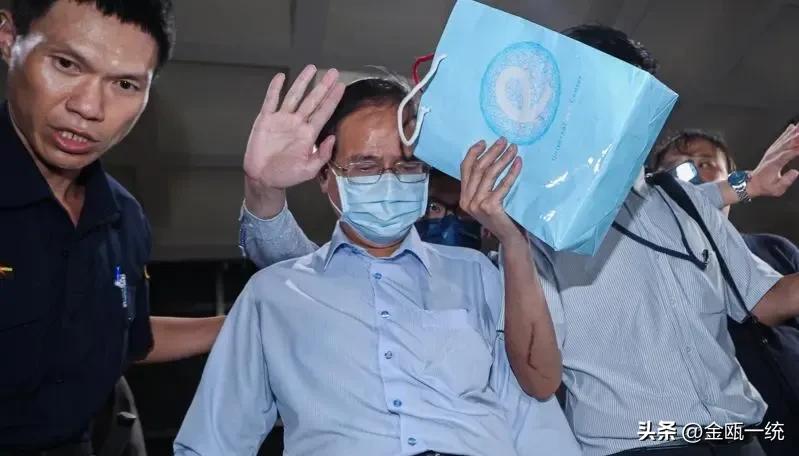 二小时筹二百万保金   郑天财交保一语不发

国民党立委郑天财立院办公室遭检调搜