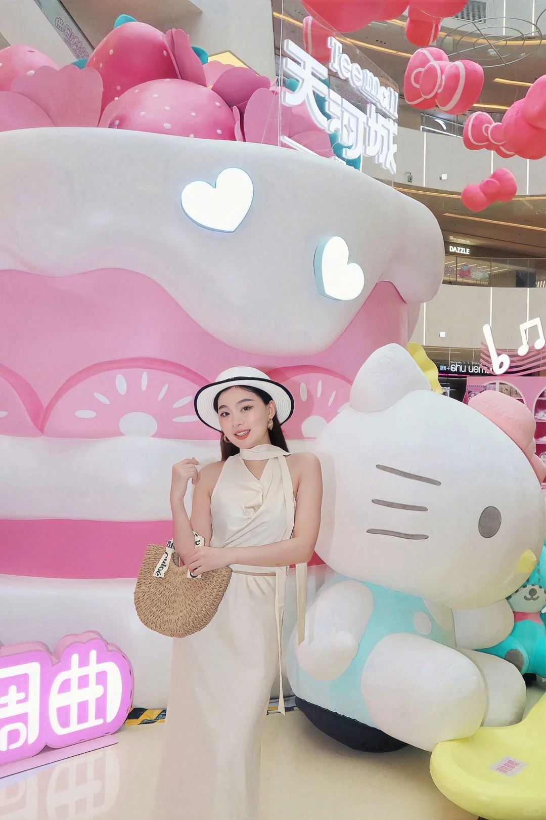 深圳不愧是大城市‼️Hello Kitty首展太乖噜！
