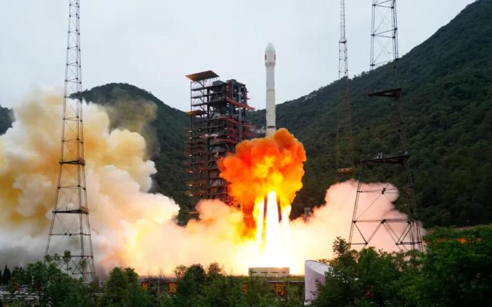 面对美国在轨太空控制武器，光有防御远远不够，必须有实质性的反制手段。中国不是没有