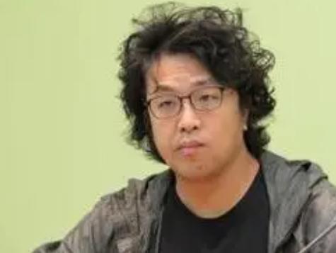 被我们正式通缉，纳入“台独”顽固分子名单之后，沈伯洋出来回应了！10月28日，沈