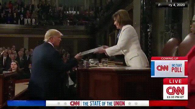 美国会众议院前议长佩洛西对CNN说，“六年前，我撕毁了特朗普的演讲稿，因为它是一