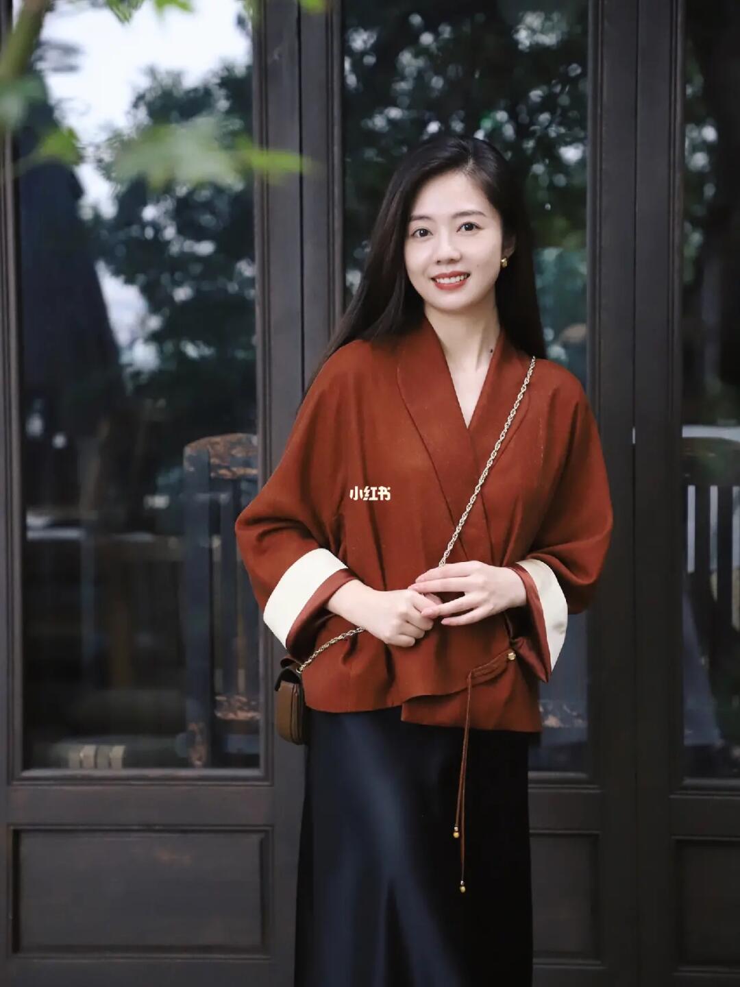 不必反复言说困境，而是需要逃离困境。