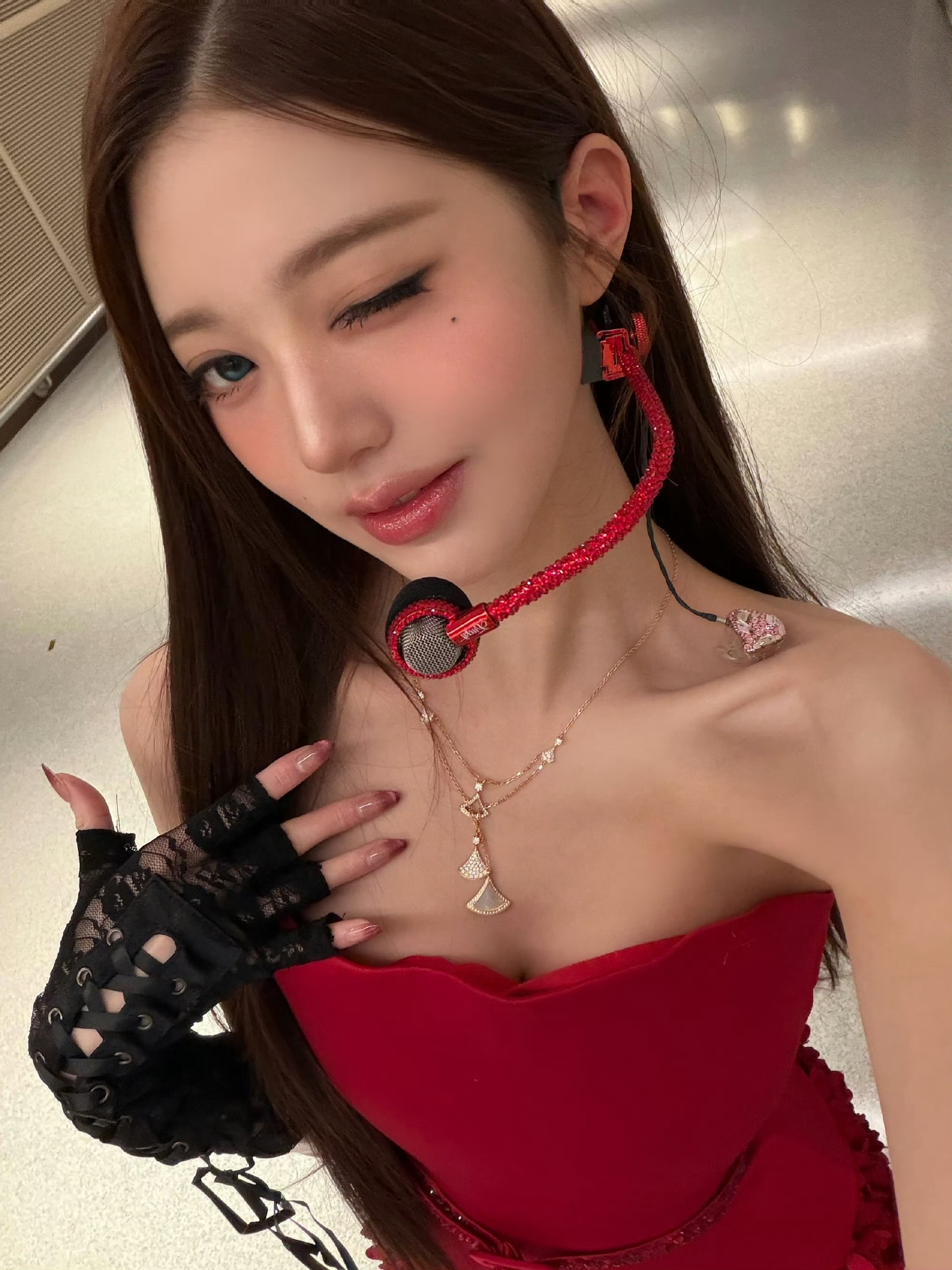 张元英🍒 