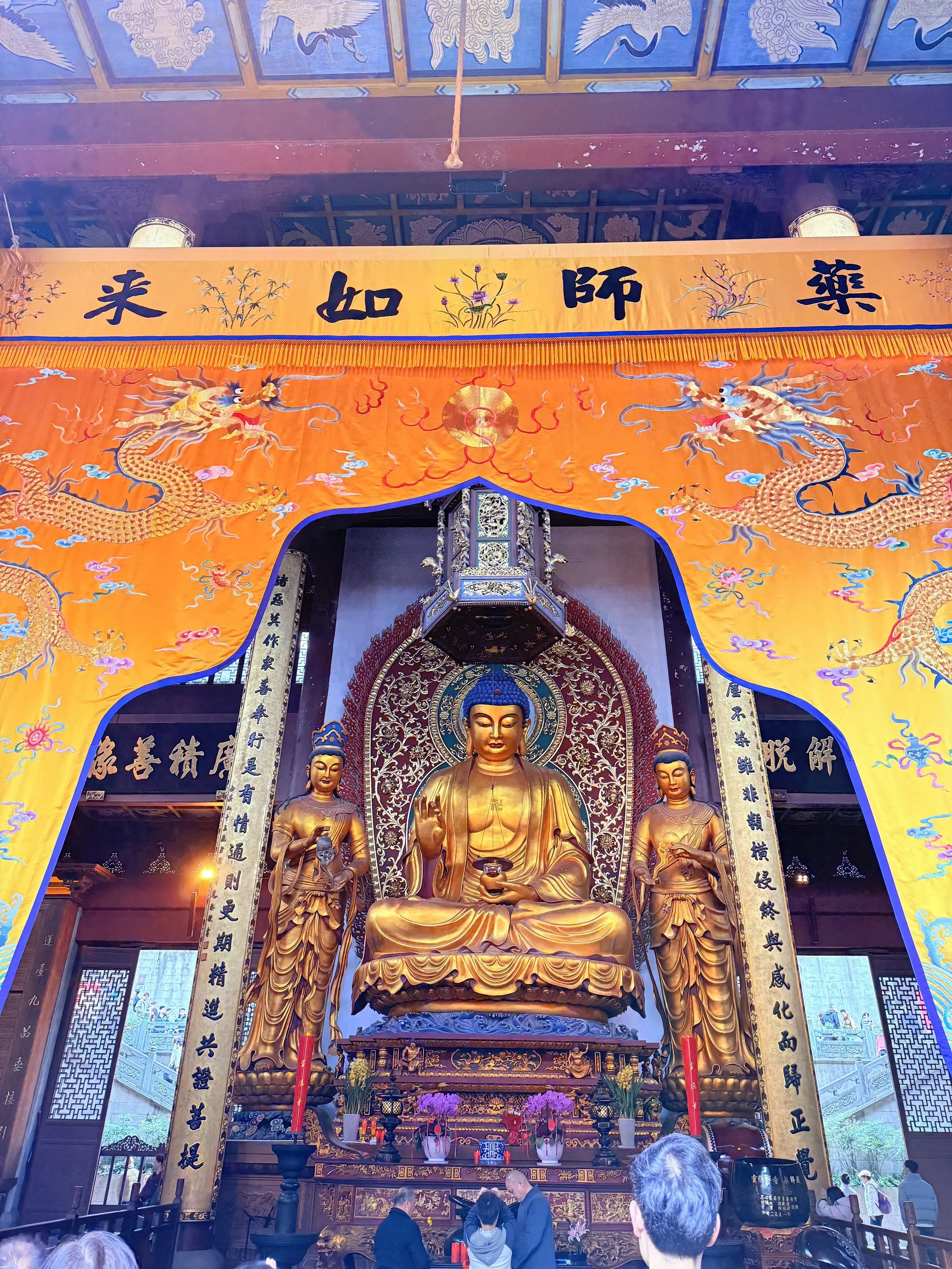 良心不正，拜佛烧香有何用 德行不够，大财进门也是空 修好自己的心，守好...