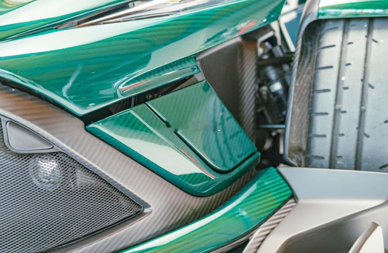 车速300km/h的“拖拉机”，Donkervoort冬克沃特是荷兰汽车制造商，