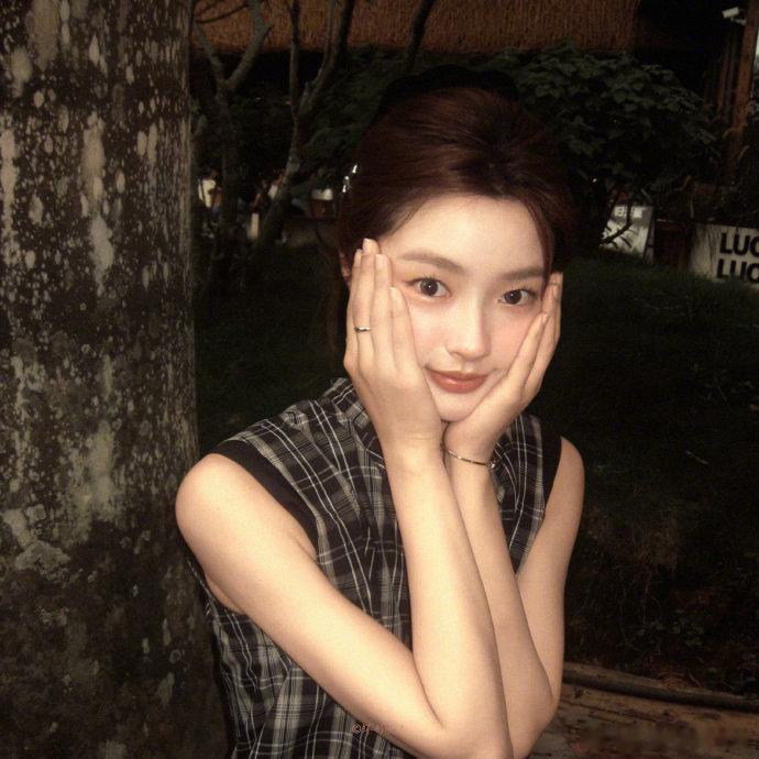徐若晗  🌻 