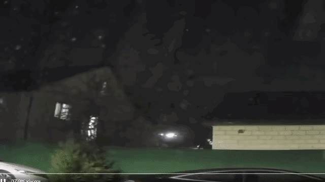 美国卫星在基辅上空爆炸！

前几日基辅上空出现巨大爆炸，并伴随一道火光，这不是人