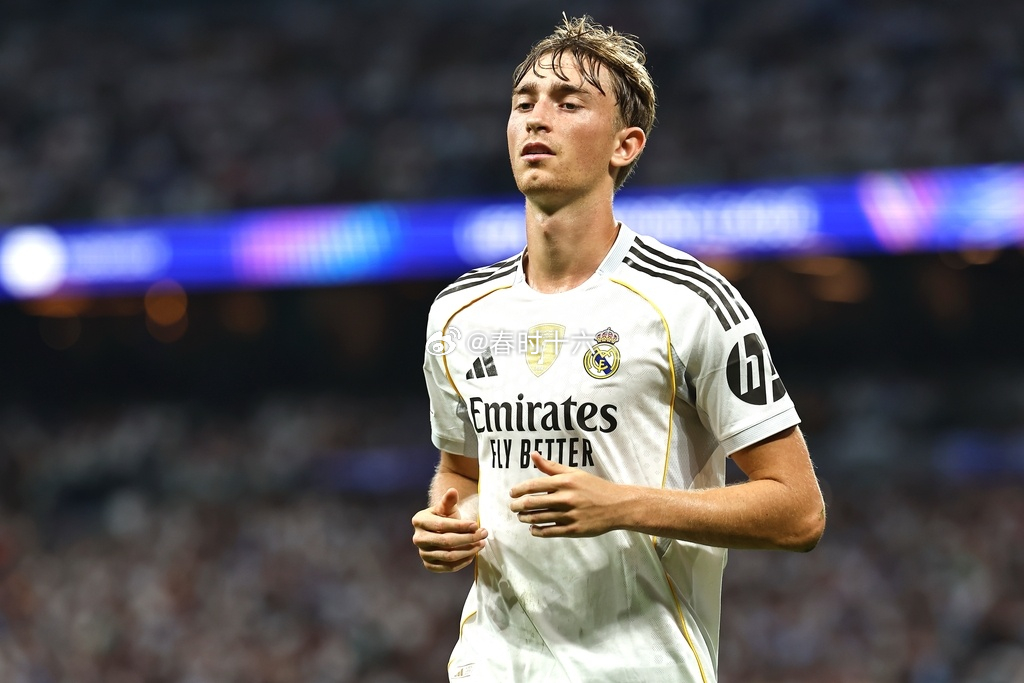 前瓦伦西亚总监：赫伊森有巨大潜力，他将来能够成长为世界级球星足球 2月8日讯 近