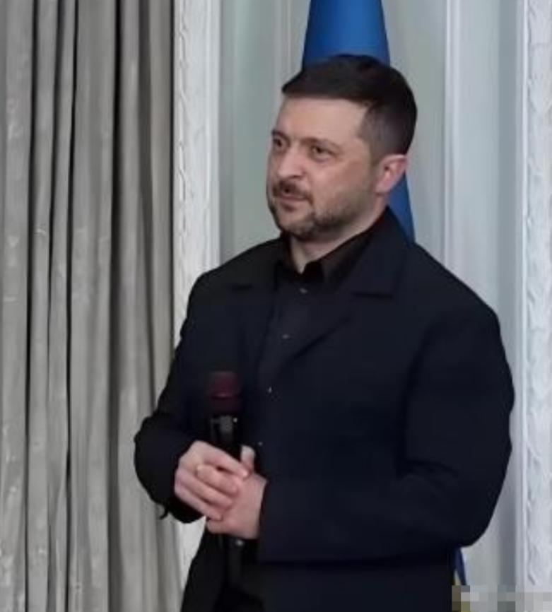 乌克兰终于醒了？都以为俄罗斯背后站着的是伊朗、朝鲜，谁能想到，真正撑住俄罗斯的，