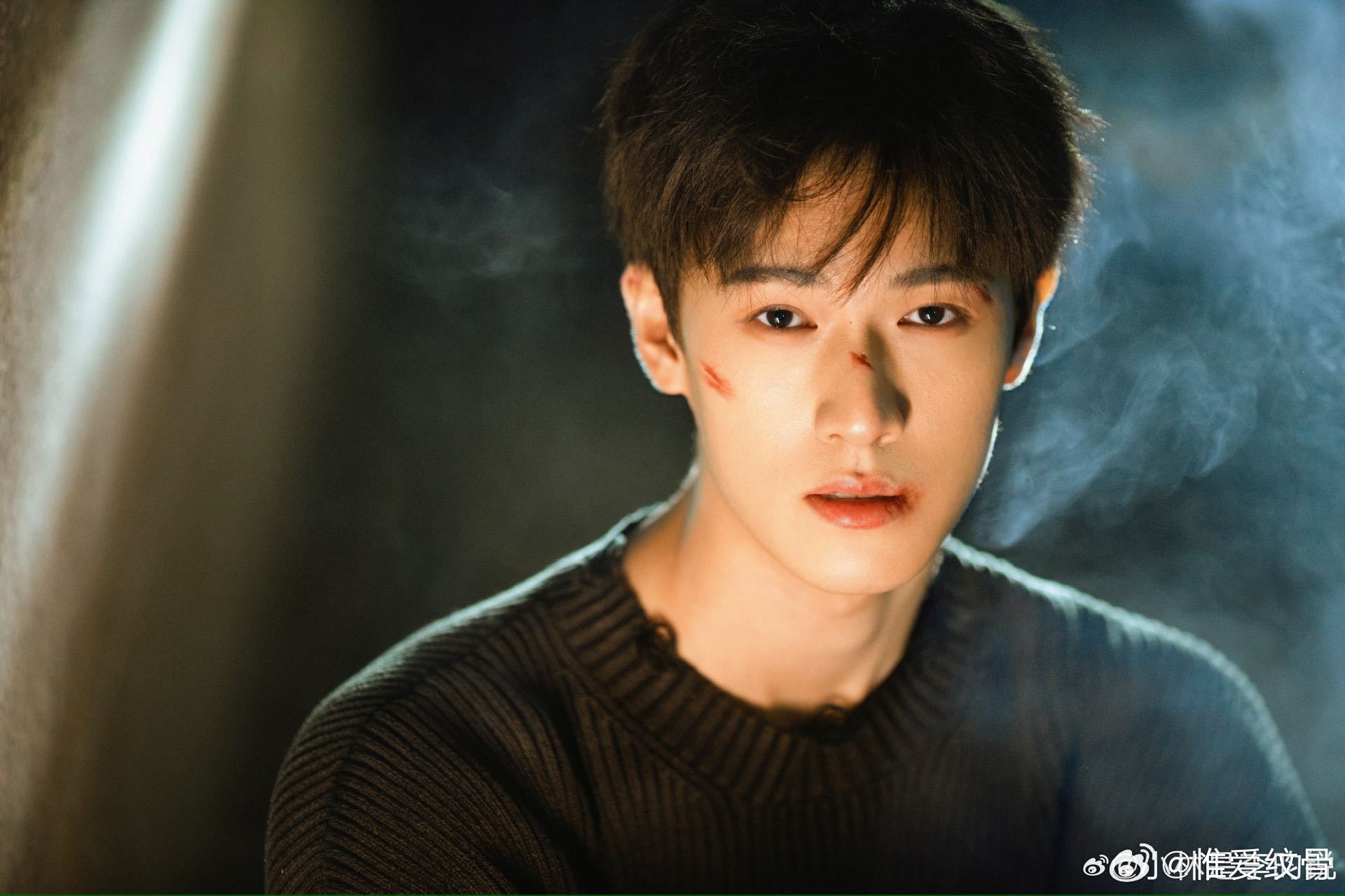 王星越丁禹兮李昀锐今年上桌了  李昀锐越深入了解越让人着迷，他的清爽气质在内娱实