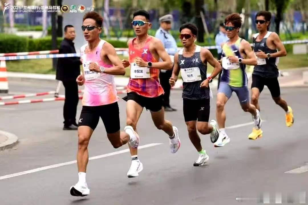 参加马拉松需要交多少钱参加马拉松的费用因赛事级别、参赛项目和地区差异而有所不同，