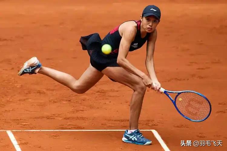 只差一分张帅输给了年龄
北京时间5月21日晚，wTA500斯特拉斯堡女单1/4决
