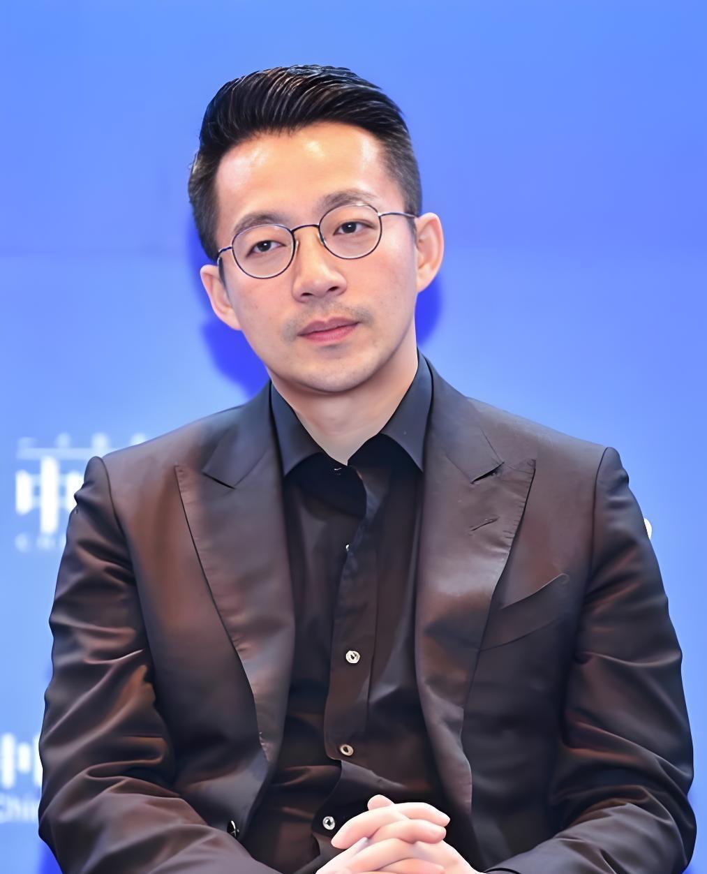 汪小菲最关爱自己的女儿小玥玥。但是关注了小玥玥之后，玥玥始终没有回关爸爸，爸爸一