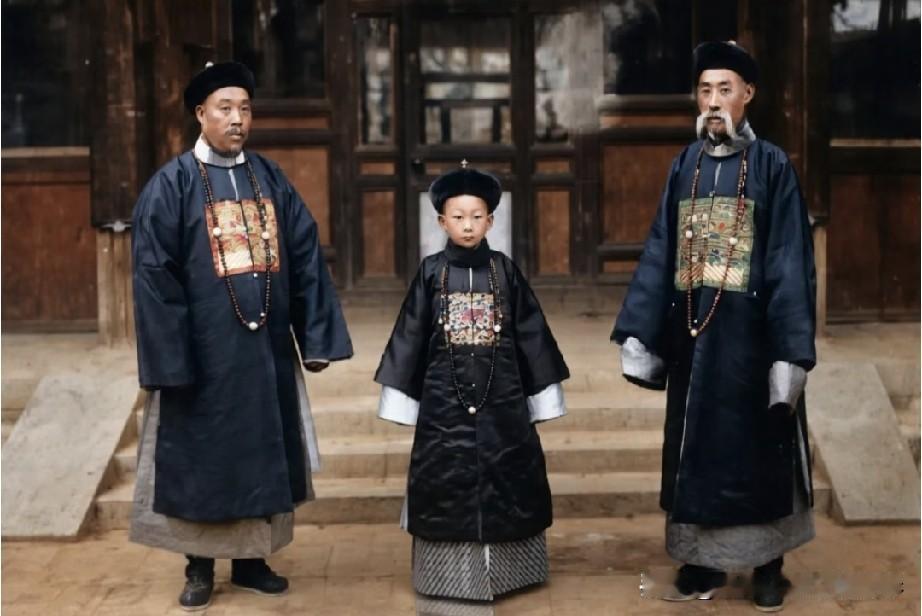 1924年冯玉祥驱逐溥仪出宫，这件事对郭布罗家族带来了多大的冲击？