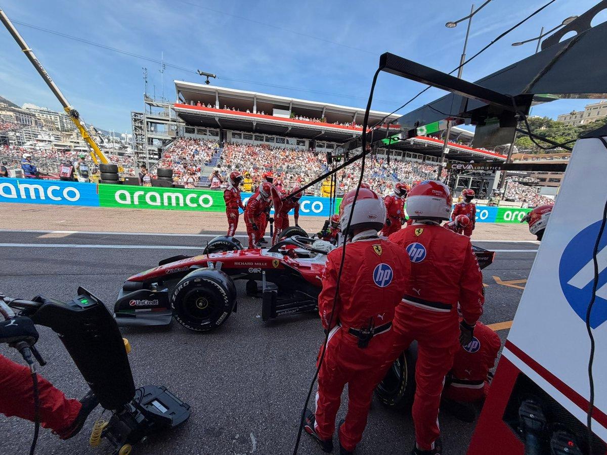 2026F1摩纳哥大奖赛，LAP 36/78
乐扣完成进站并换上硬胎，目前紧跟在