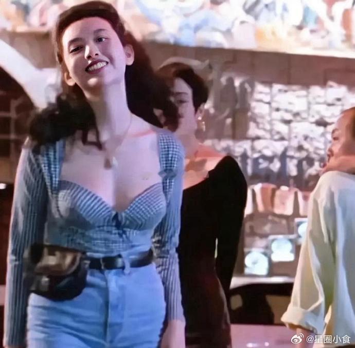 邱淑贞还好红的早，不然她这个身材放在内娱，妥妥的要被骂成胖子