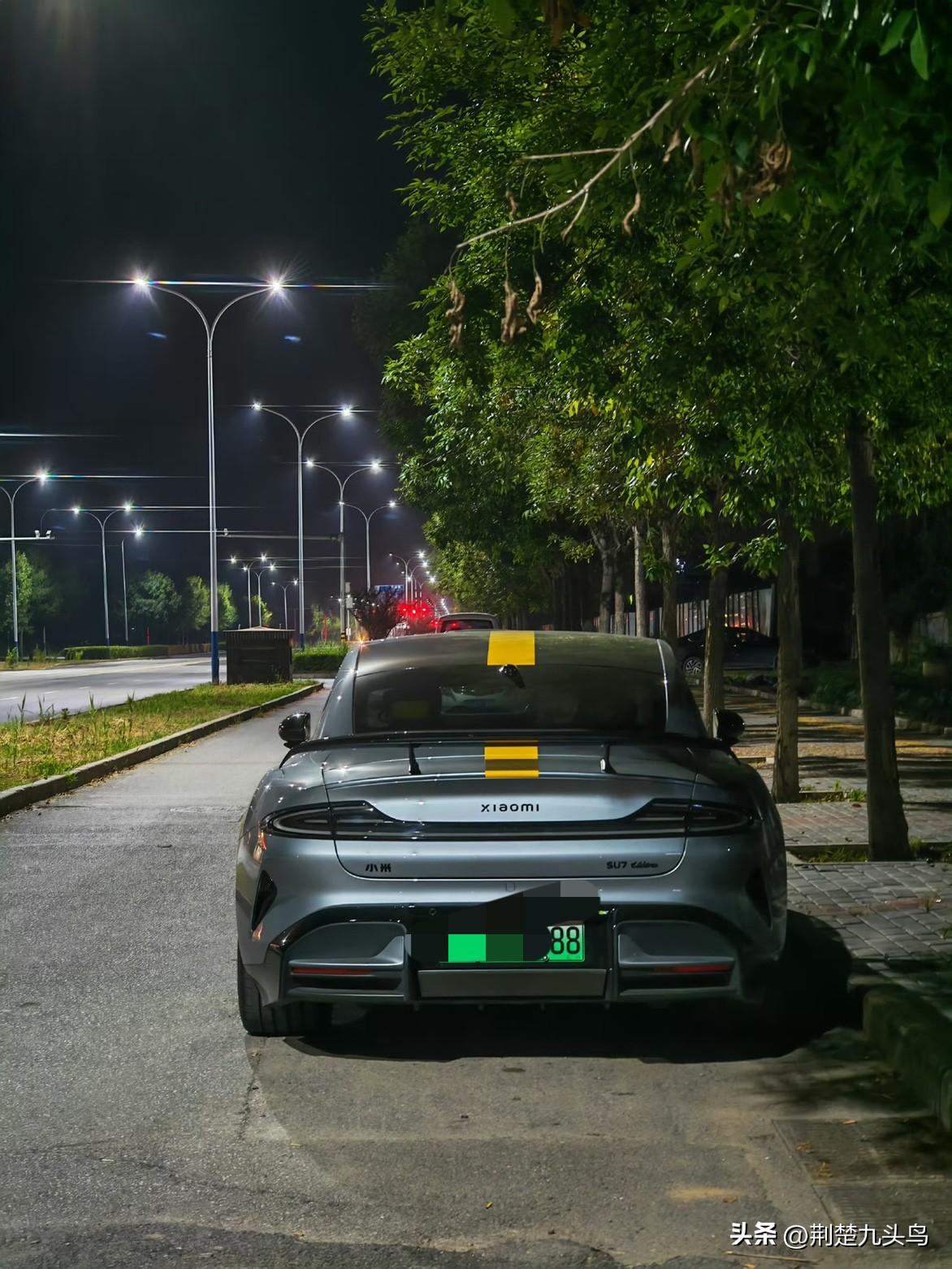 我就搞不懂了，当初我的小米SU7 Ultra降价的时候，你们都让我赶紧卖掉，说会