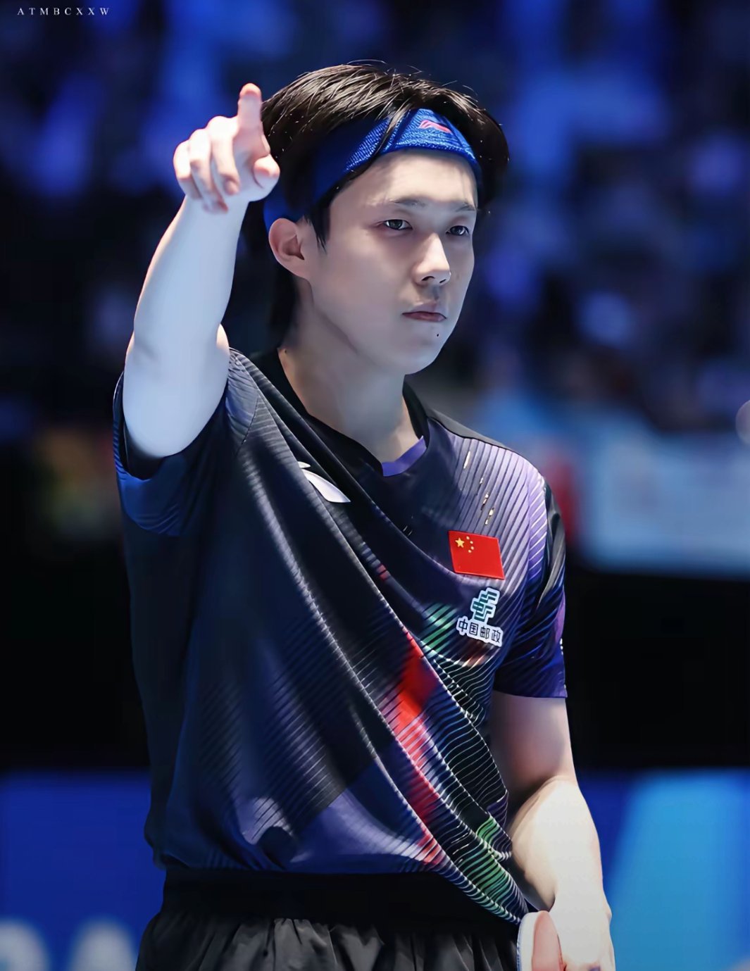 原来王楚钦发火早有预兆！昨天大头和印度选手阿卡什·帕尔打的时候，就一直不对劲，不