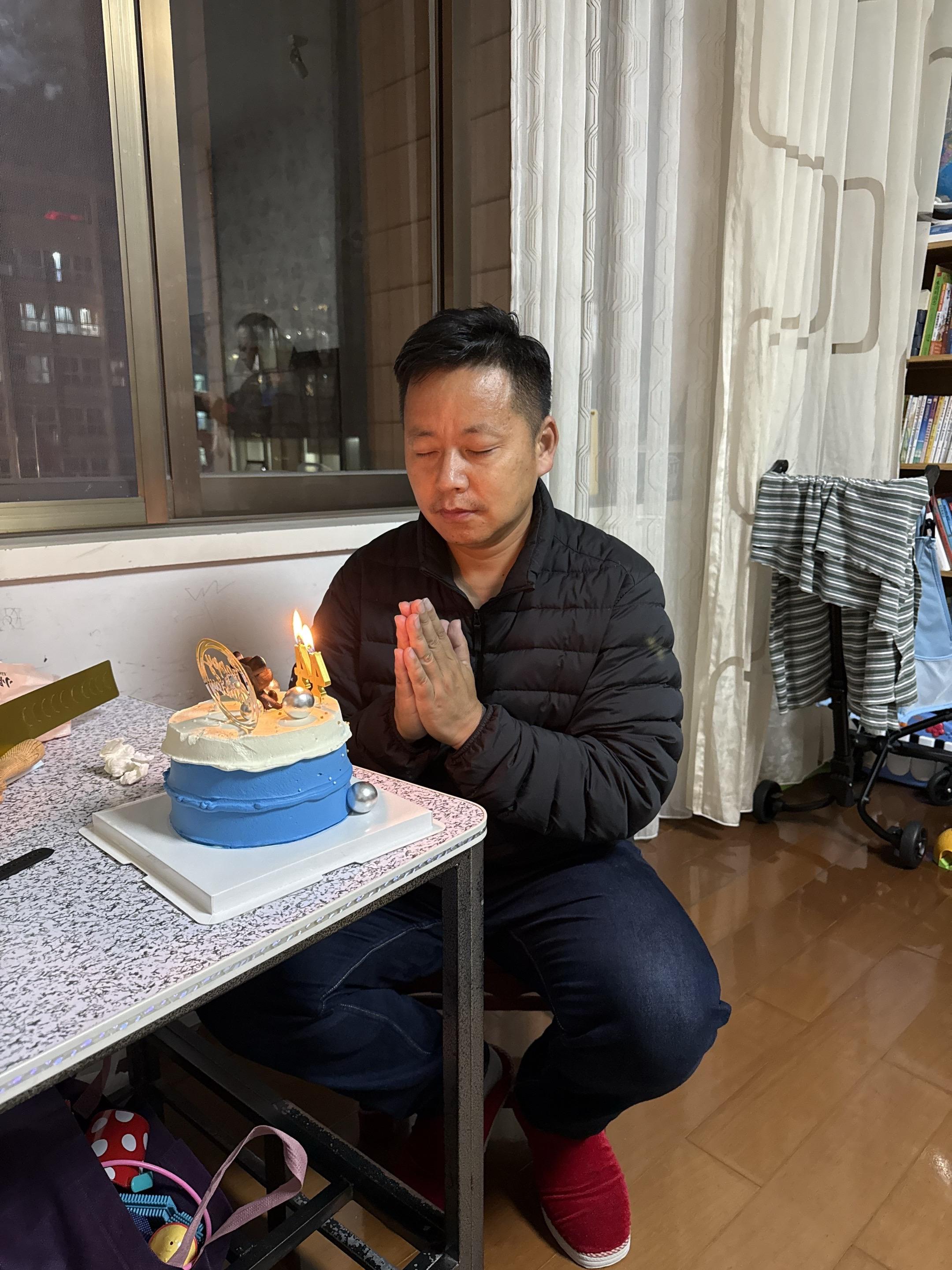 11月10日，终于目的地回到了沅陵。刚好今天又是自己44岁生日，这次出...