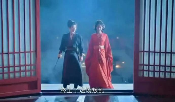 陈都灵身高是不是往低报了，周翊然不是182吗，这个同框看起来男的比女的还瘦小… 