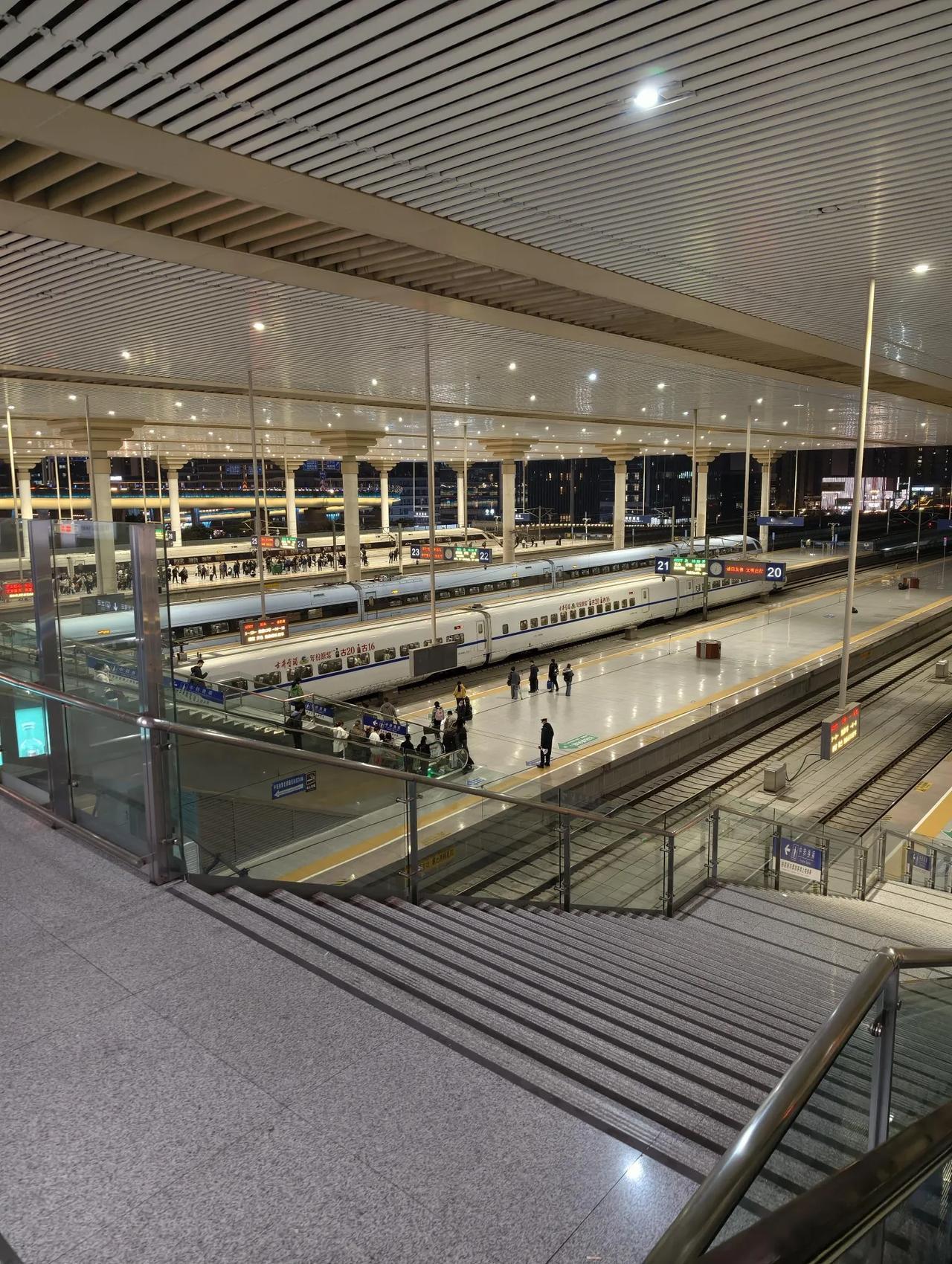 别人说女生都对房子有一个执念，想要有一个属于自己的房子，我没有，我就活几十年，不