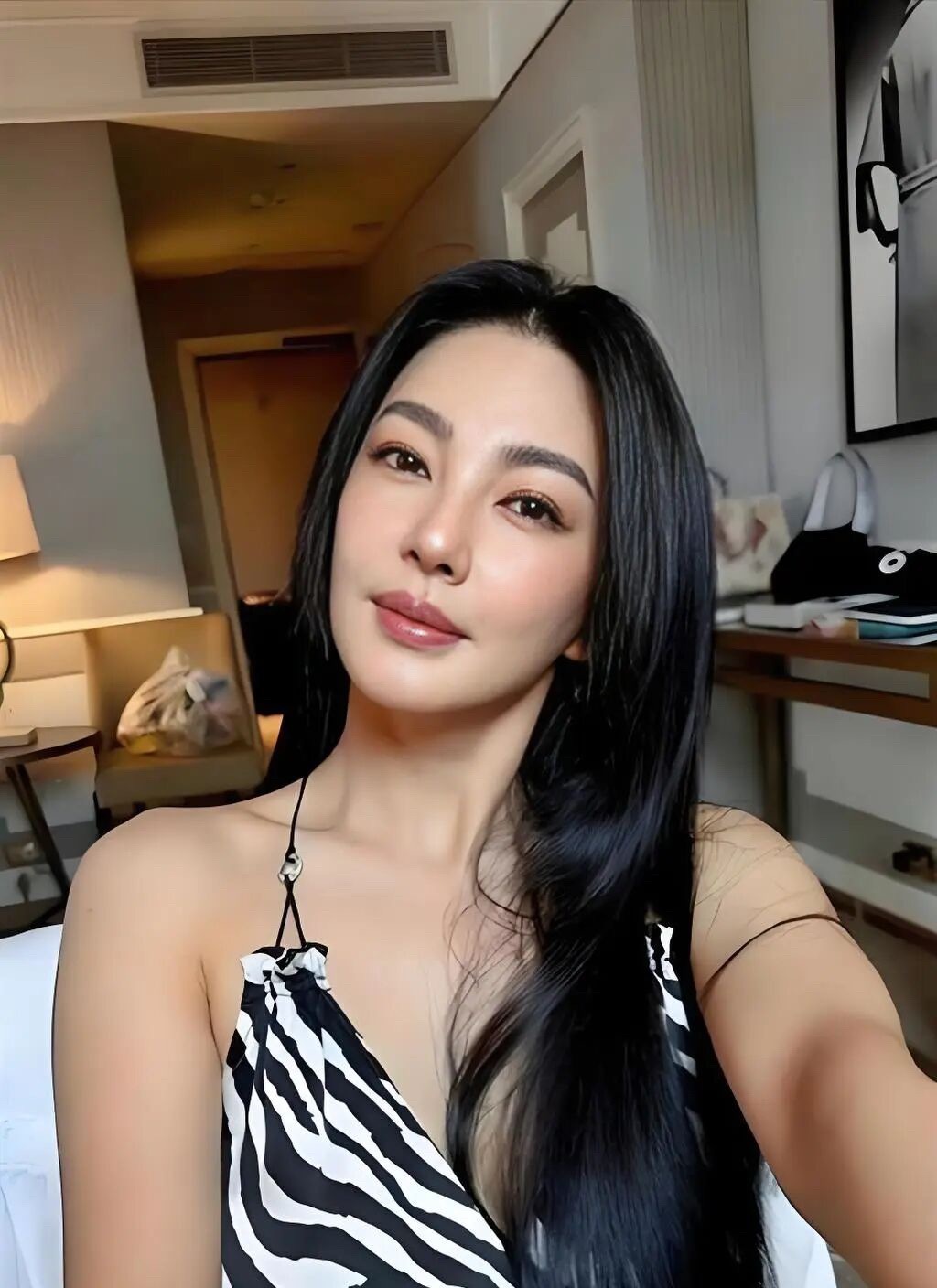 面对葛晓倩的步步紧逼，全网都在等着张雨绮站出来应战，等着她复刻当年的“雷霆手段”