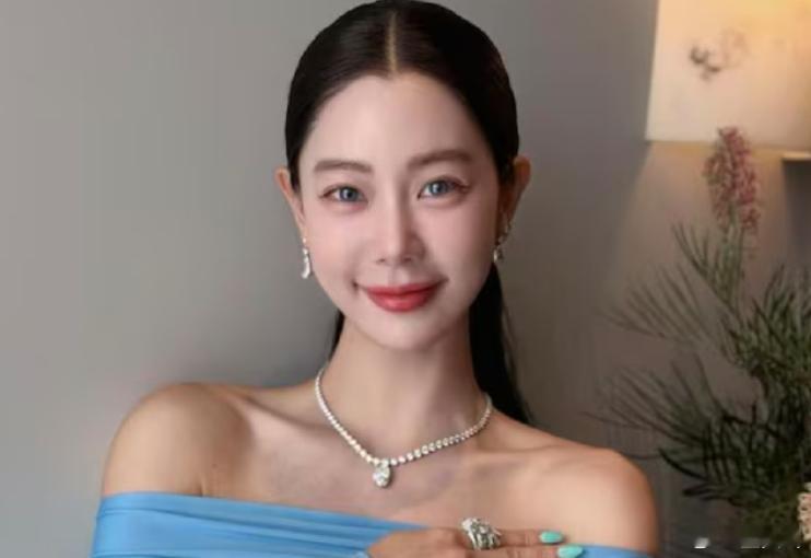 克拉拉离婚克拉拉官宣离婚 演员克拉拉与美籍韩裔企业家Samuel Wong离婚，