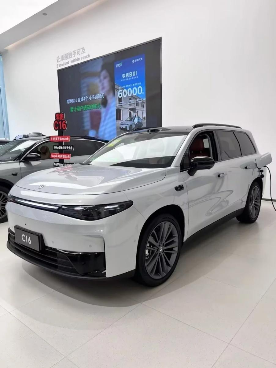 二胎奶爸一枚，家里有一台油车比较常开，因为想多带老婆孩子和爸妈出去玩，就产生了买