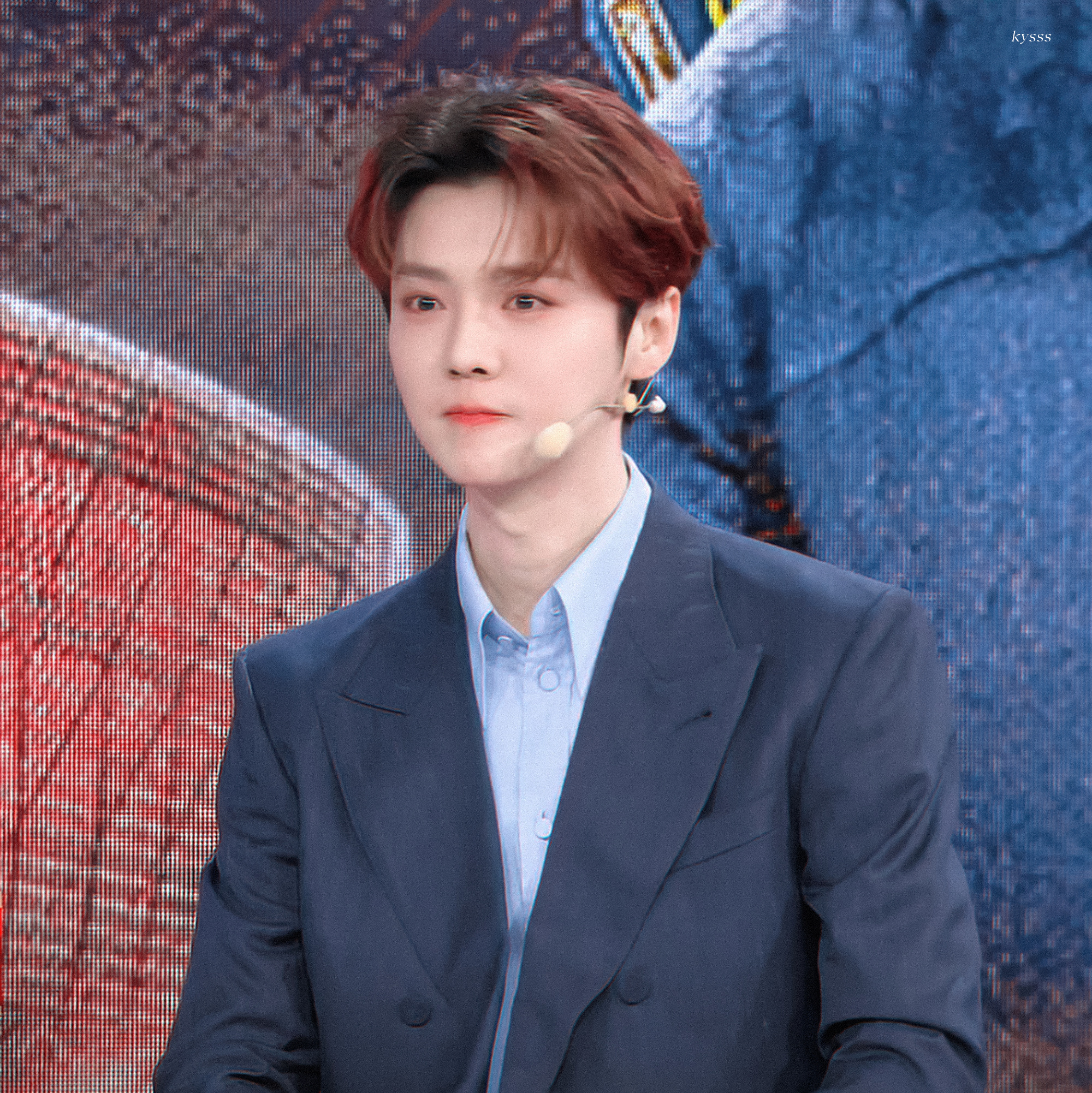 鹿晗  如果今晚是正装出席的话