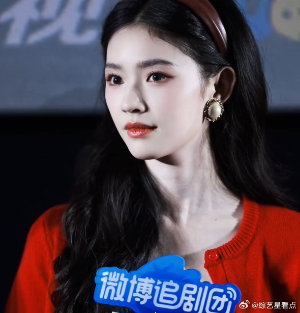 郑晓龙直播夸林允郑晓龙夸林允表演细腻郑晓龙夸林允这段我看了，确实没说错。她在剧里