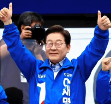 韩国这次算是下了血本了！

韩国宣布，从 3 月 30 日起，对北京、上海、广州