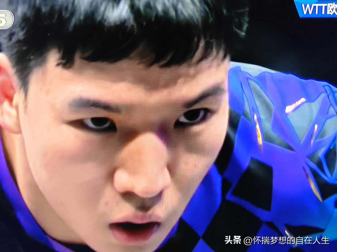 向鹏今天打得相当不错，3比1战胜韩国选手林钟勋，进入欧洲大满贯赛的第二轮，第一局
