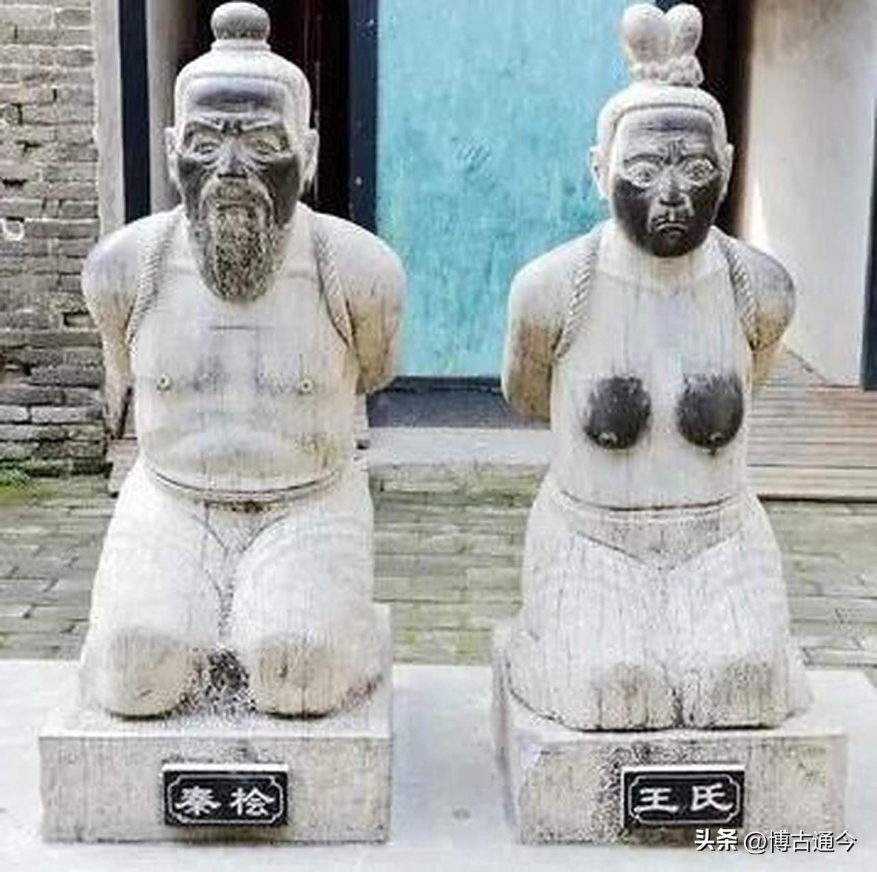 跪了八百年还在跪：投降派掌权，才是国家最大的危机
 
杭州西湖边的岳王庙，每天都