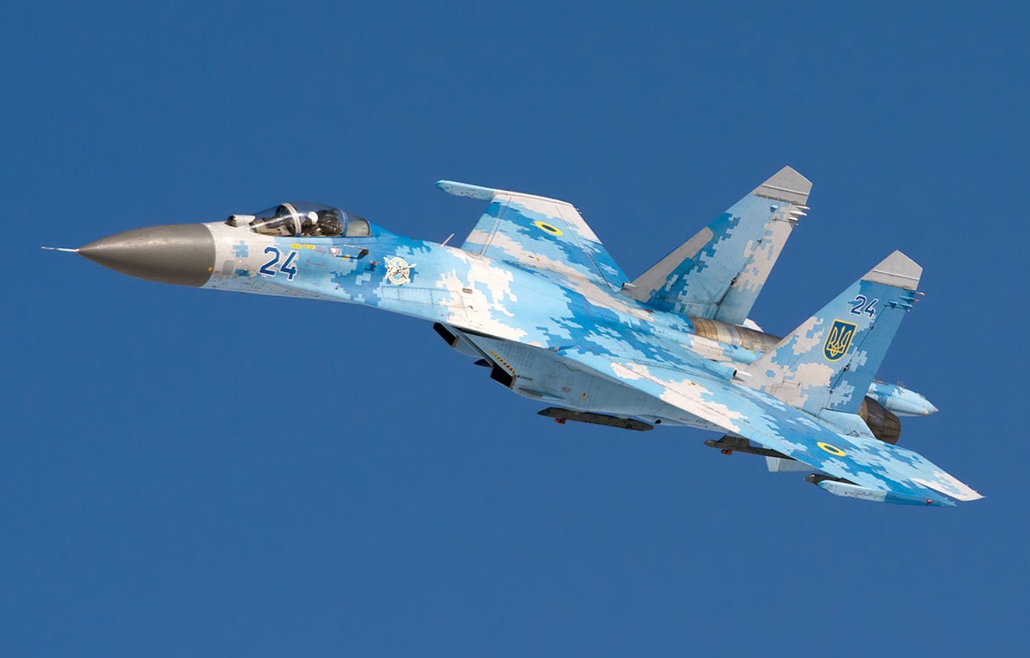 俄乌局势新进展 12月8日乌克兰39旅的一架Su-27被击落的相关信息，来自交战