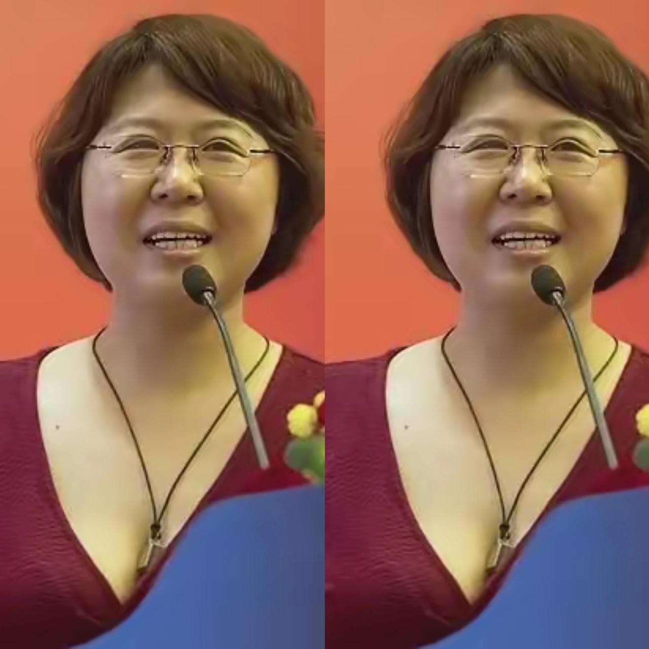 管笑笑博士论文争议拖到现在，全网都在等一个说法，北师大这边却一直没有发声！
之前