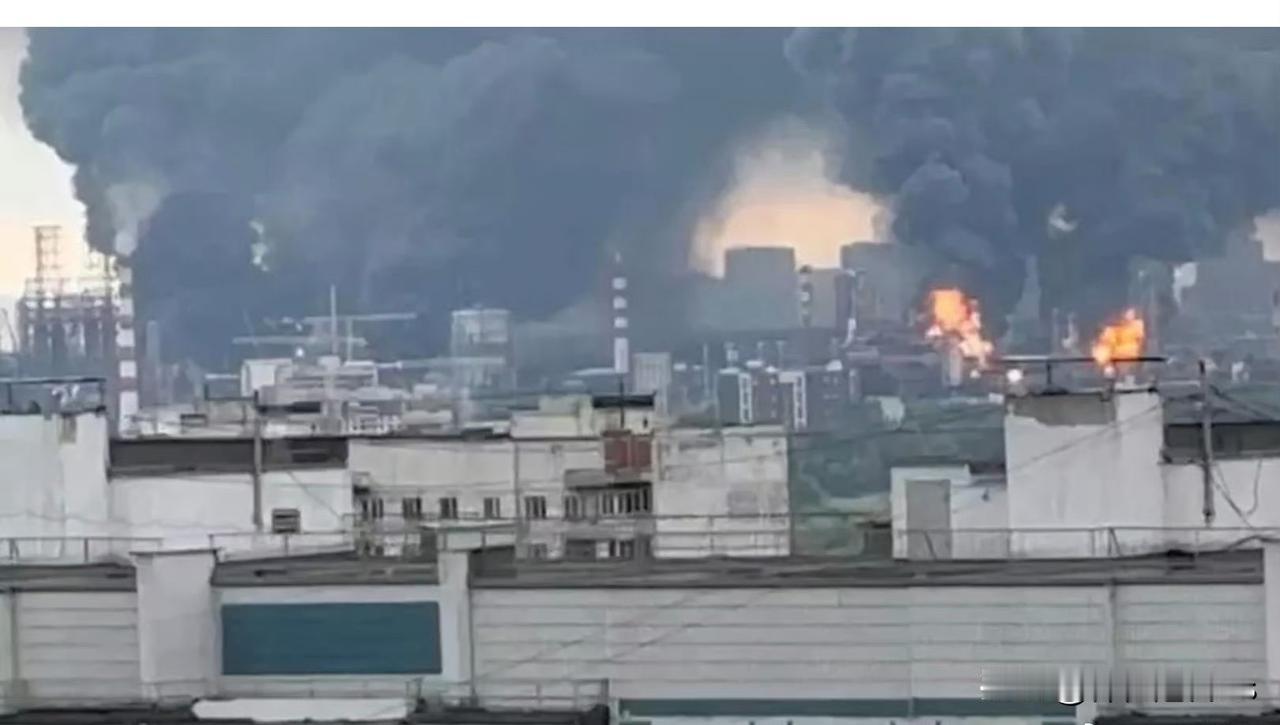 袭击莫斯科，乌克兰无人机操纵员的隐身生活

近日，几名参与过近期对莫斯科袭击的乌