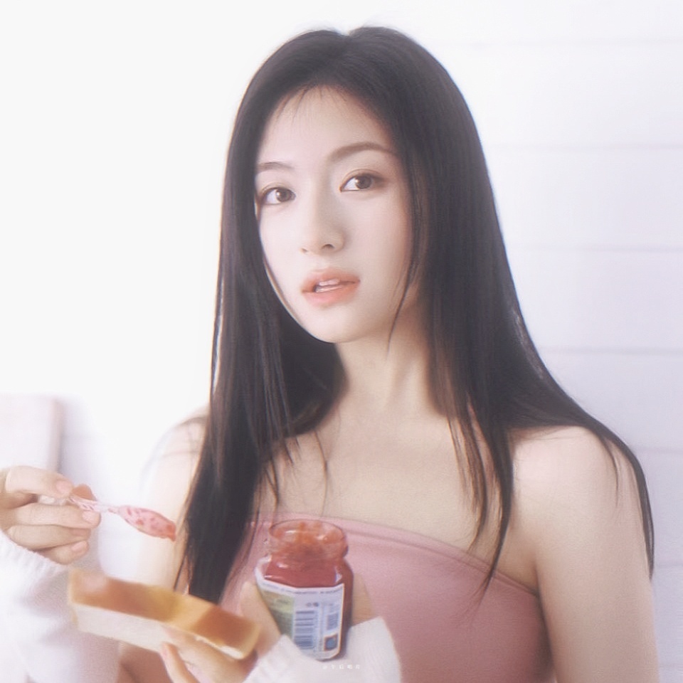 李兰迪8号在浙江嘉兴拍戏 李兰迪对接辟谣了，妹妹8号在浙江嘉兴拍戏！！还是期待作