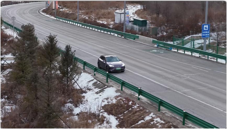 节后返程跑隧道群，问界新M5 Ultra的表现超出预期
返程那天遇到的最烦人的不