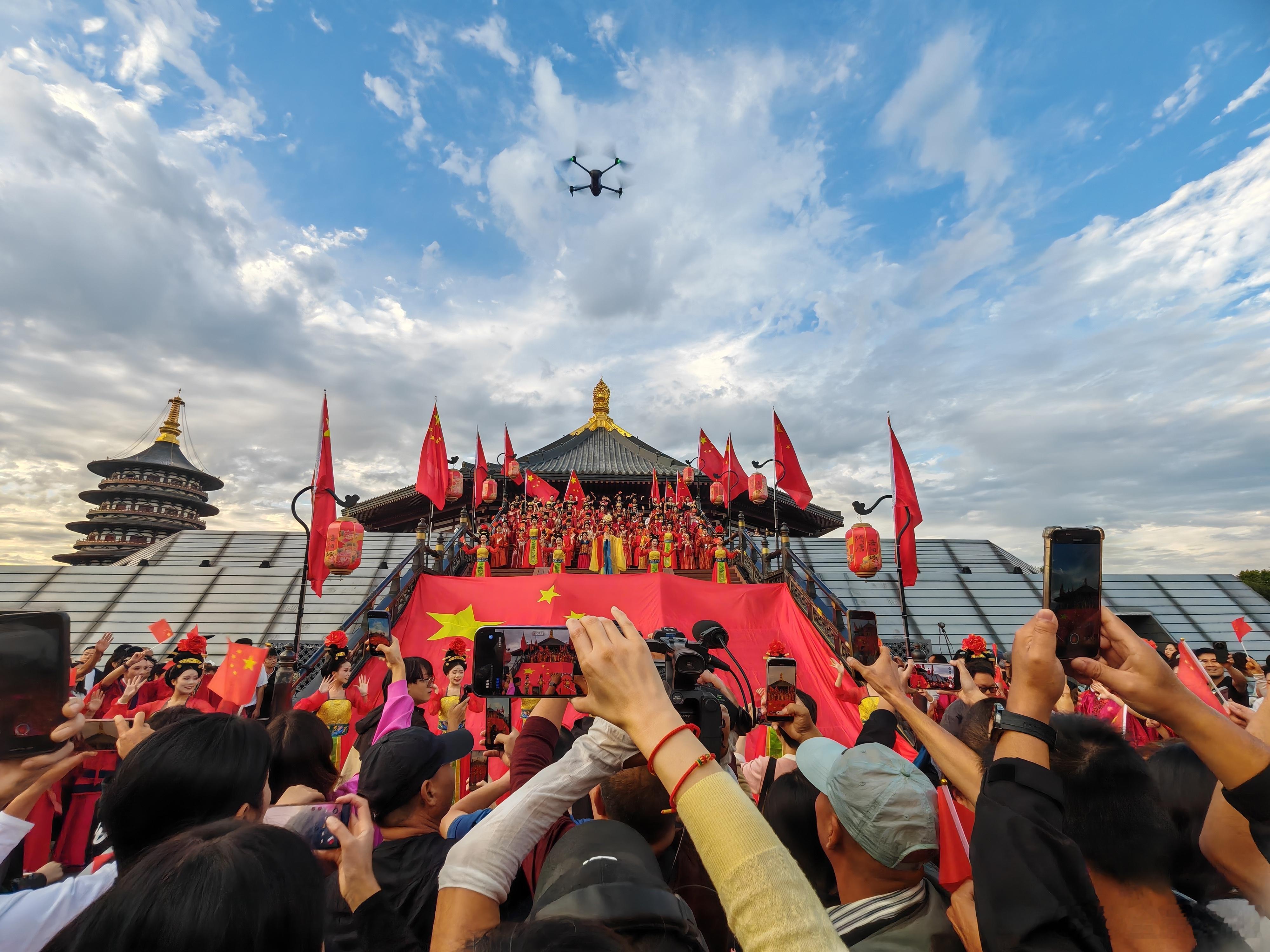 洛阳旅游[超话] 隋唐洛阳城国庆快闪活动！📷国庆  ​​​