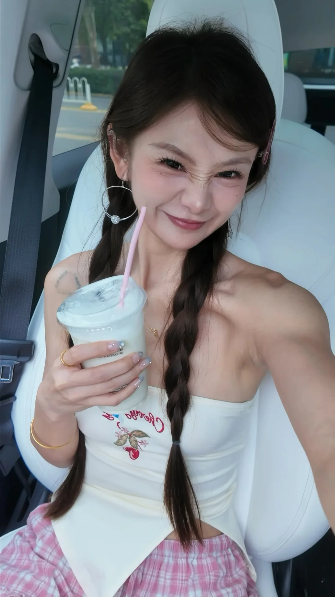 可以申请做你的甜妹吗？