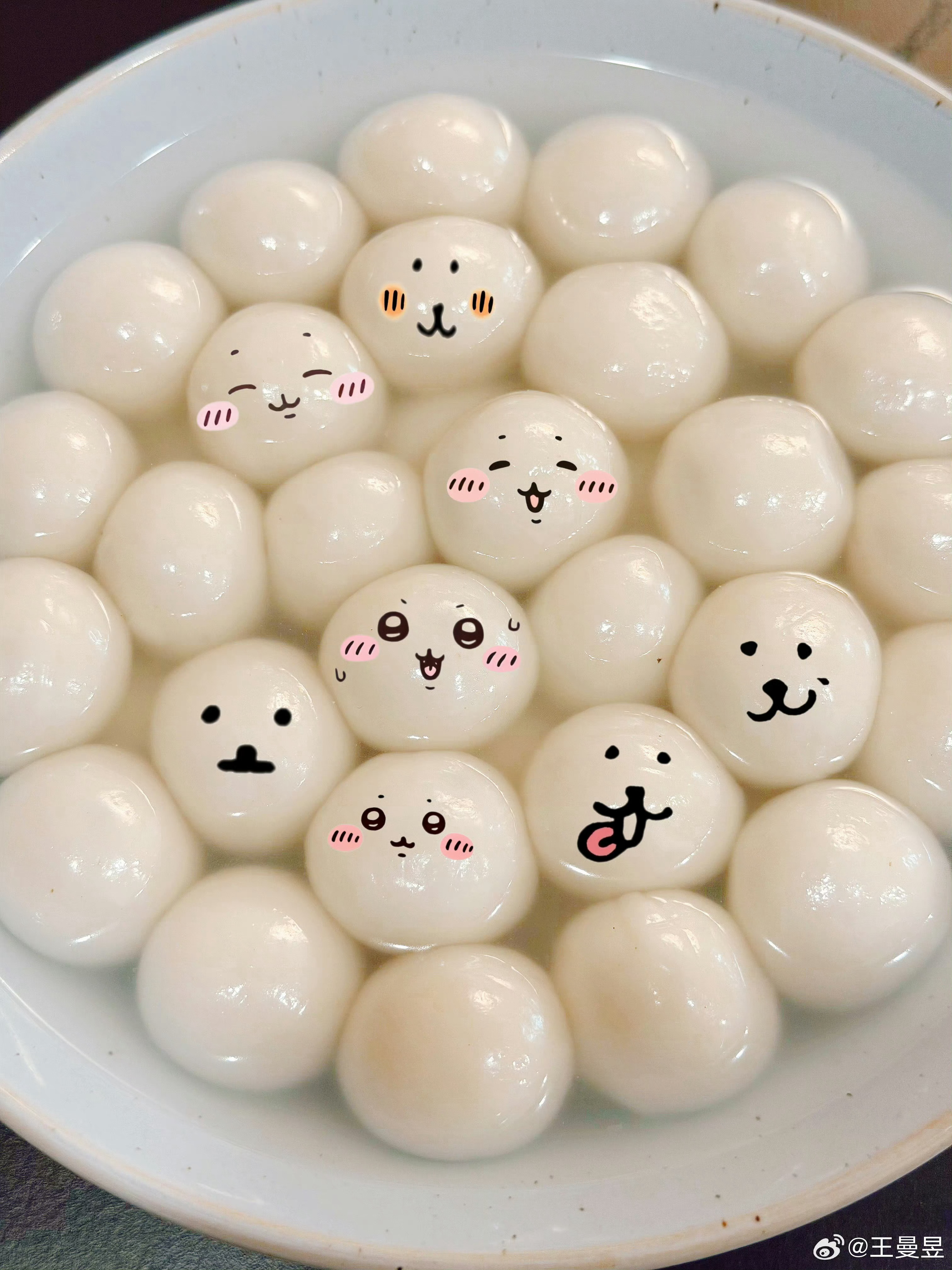 王曼昱何冰娇有爱互动好可爱的互动呀友谊长存🥰 