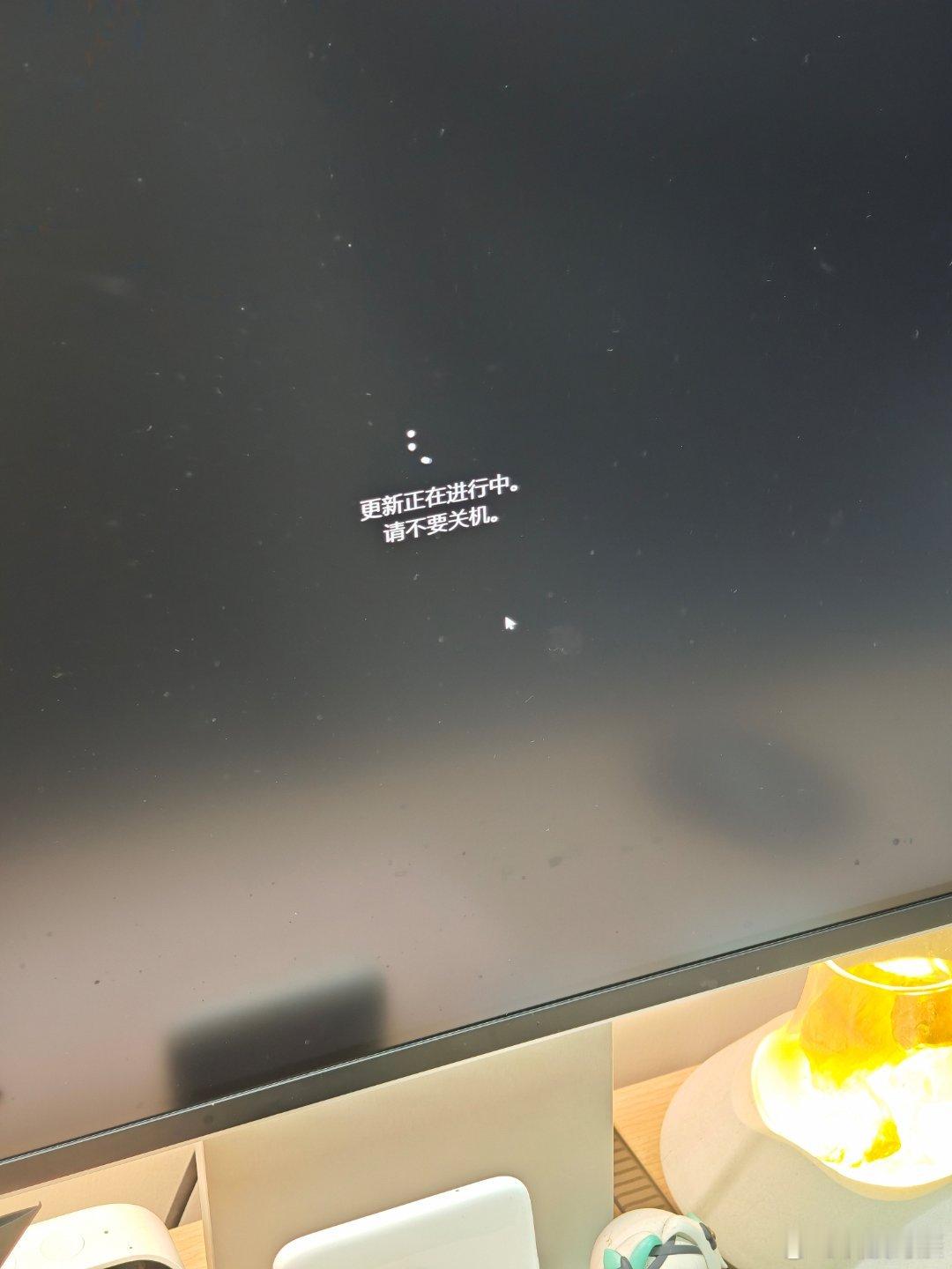 每次测小主机，总会被Windows更新强行拉慢进度[裂开] 